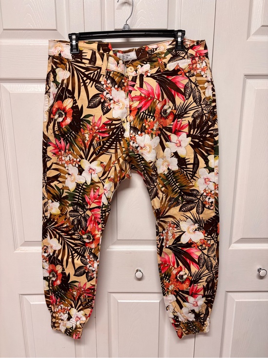 Golden denim Denim - Golden Denim Tropical Floral Jogger Pants - Beige Multi